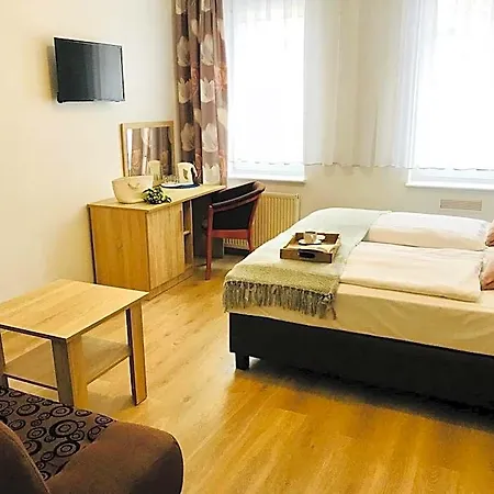 Bed & Breakfast Azalia 4*