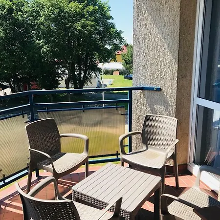 B&B Azalia 우스트 노리 모르스키