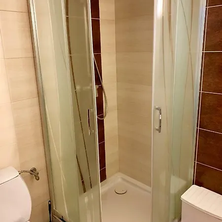 B&B Azalia 우스트 노리 모르스키