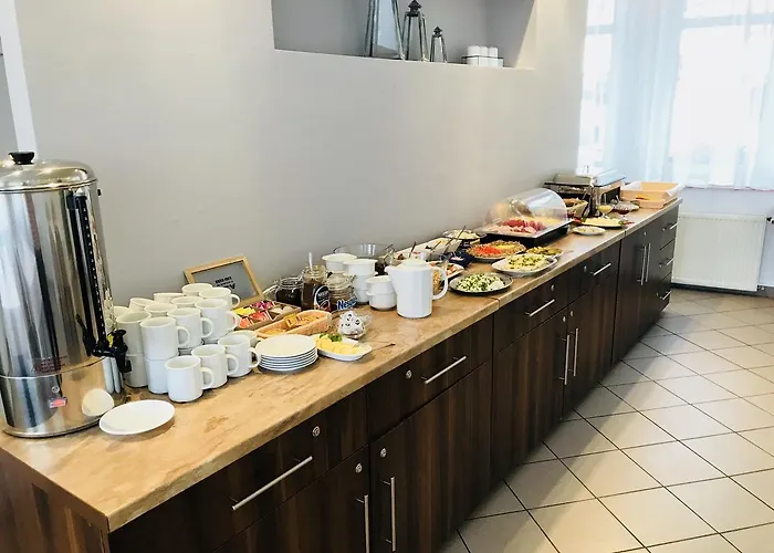 Bed and breakfast Azalia 4*