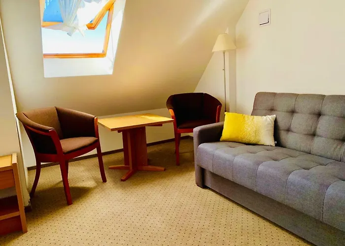 Azalia Bed and breakfast 4*