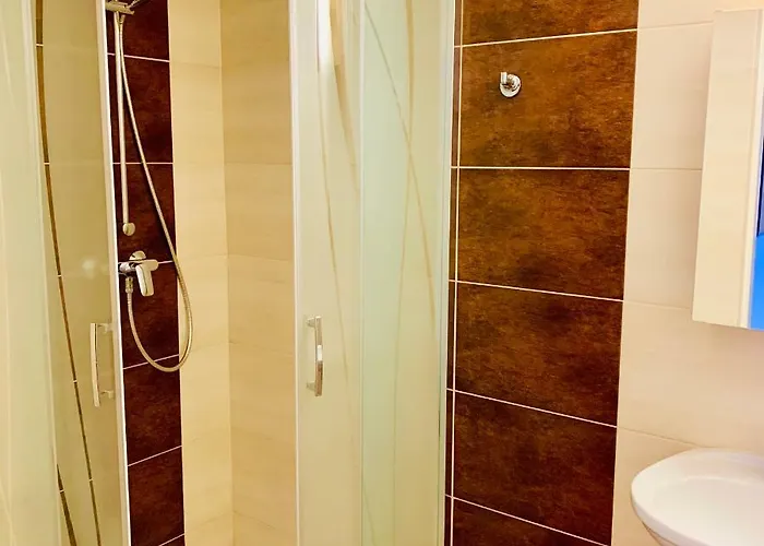 Azalia Bed and Breakfast