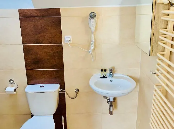 Bed and breakfast Azalia 4*