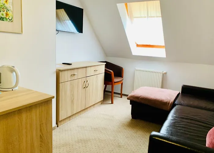 Azalia Bed and breakfast 4*