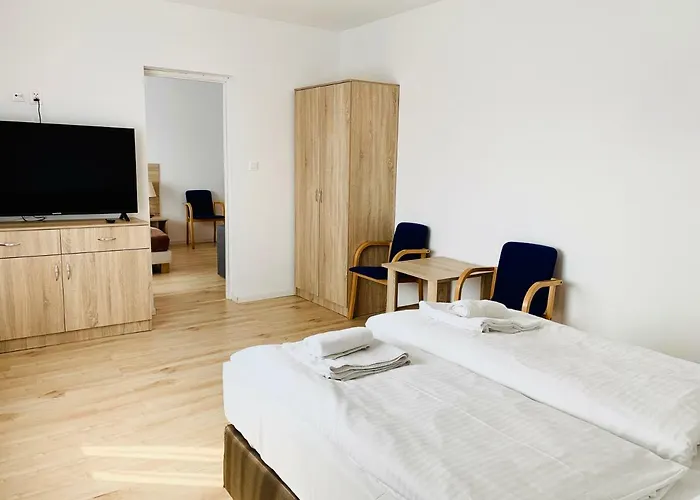 Bed and Breakfast Azalia 4*