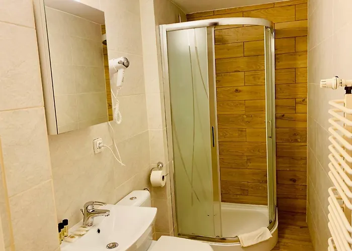 Azalia Bed and breakfast 4*